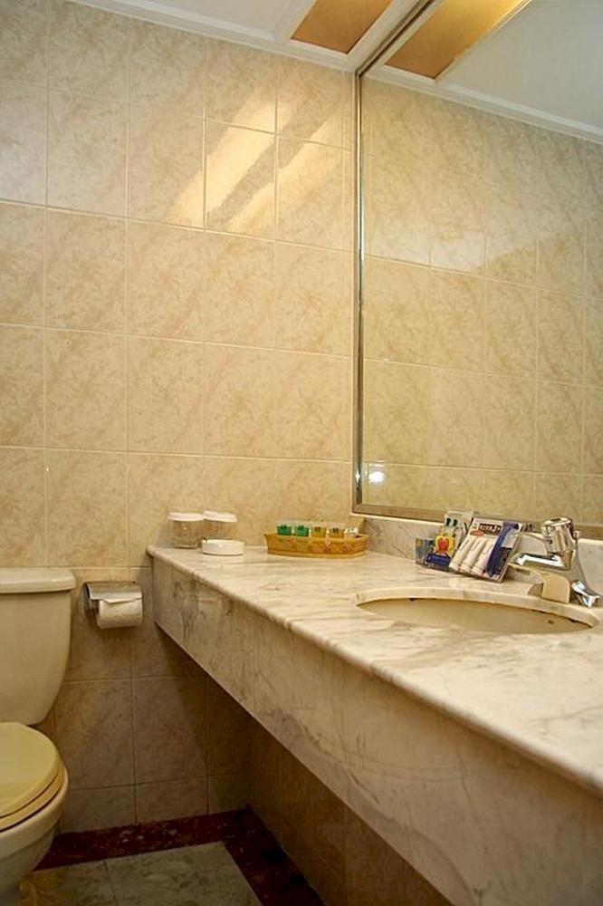 Sea Horizon Hotel Далиен Екстериор снимка