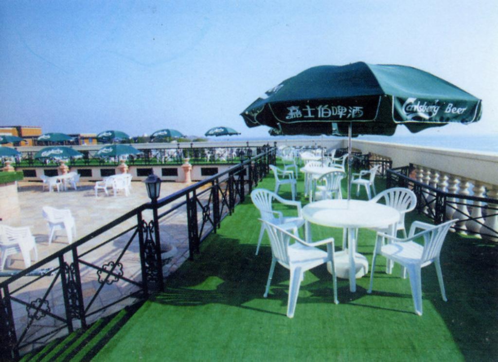 Sea Horizon Hotel Далиен Екстериор снимка