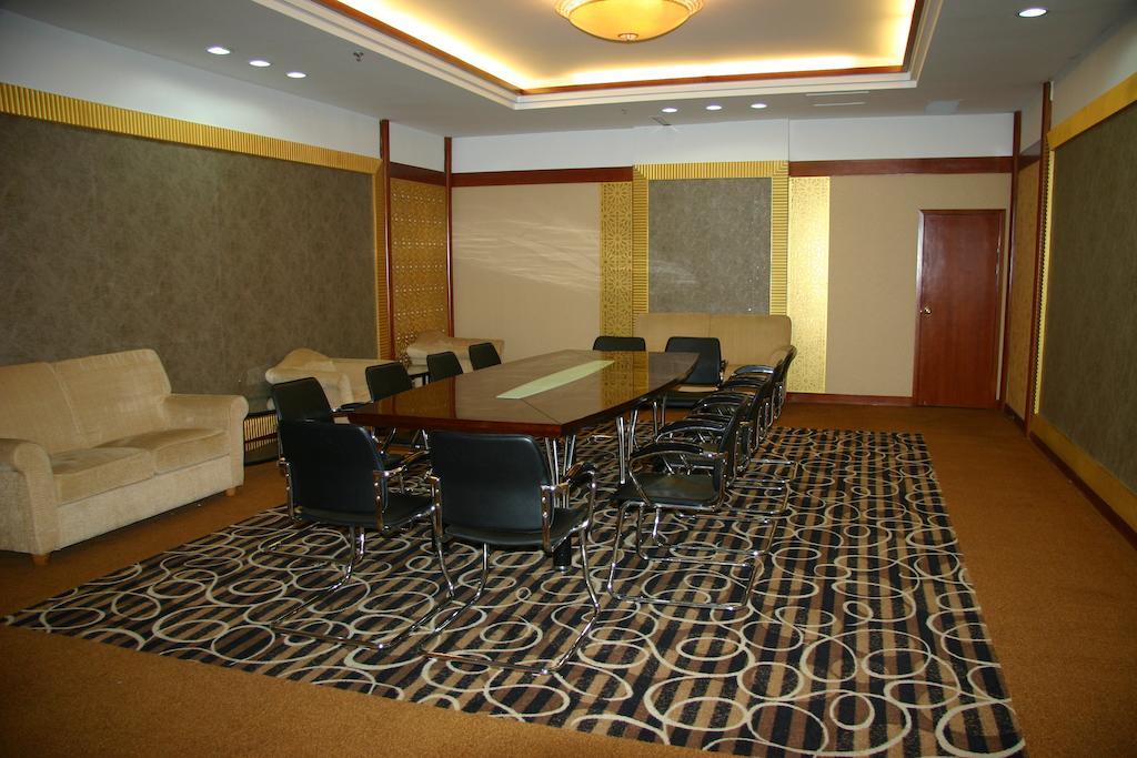 Sea Horizon Hotel Далиен Екстериор снимка
